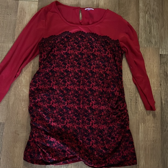 Bundle of Maternity Shirts Size Large - Picture 5 of 5